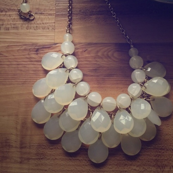 Layered ivory necklace - Picture 1 of 2